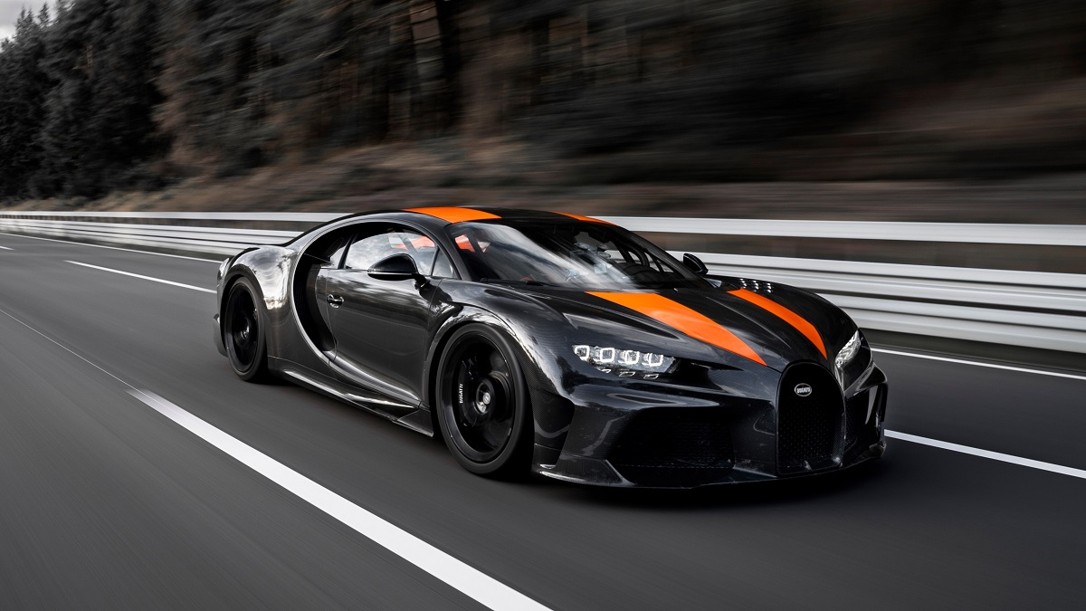 +300 Bugatti Chiron Super Sport