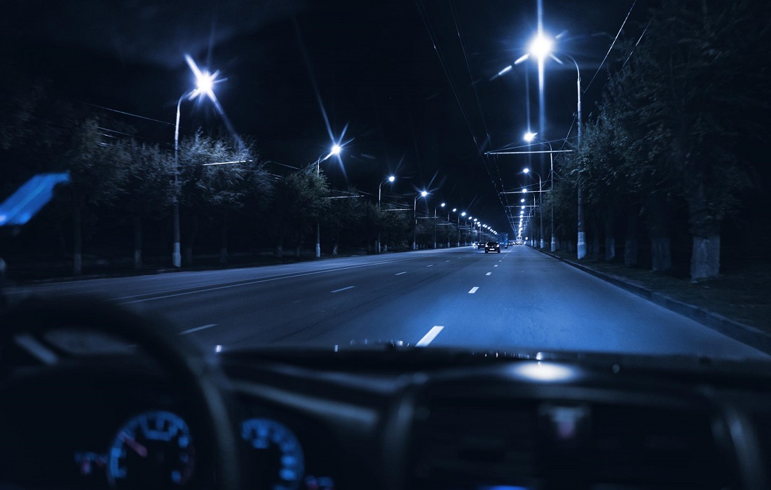 چگونه در شب رانندگی کنیم
